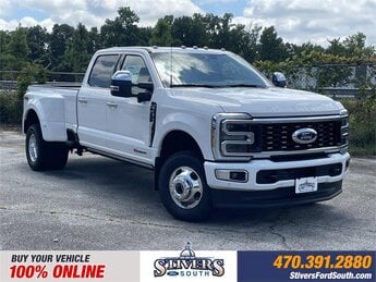 2025 Star White Metallic Tri-Coat Ford Super Duty F-350 DRW Platinum 6.7L High Output Power Stroke V8 Diesel Engine 4 Door Automatic
