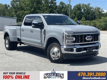 2025 Ford Super Duty F-350 DRW Lariat 4 Door Truck Power Stroke 6.7L V8 DI 32V OHV Turbodiesel Engine 4X4 Automatic