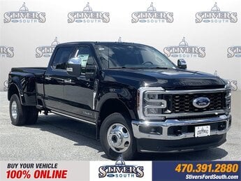 2025 Ford Super Duty F-350 DRW Lariat 4 Door Automatic Power Stroke 6.7L V8 DI 32V OHV Turbodiesel Engine