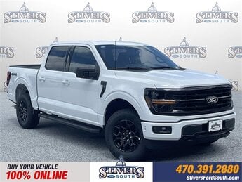 2025 Oxford White Ford F-150 XLT Truck 2.7L V6 EcoBoost Engine 4X4