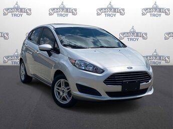 2019 Ingot Silver Metallic Ford Fiesta SE Hatchback 4 Door Automatic
