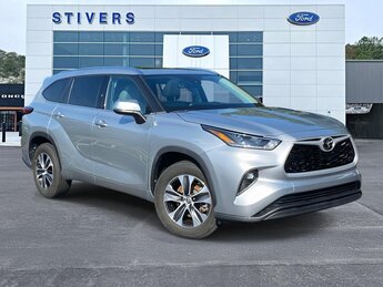 2021 Toyota Highlander XLE 4 Door FWD 3.5L V6 DOHC Engine