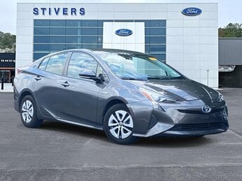 2016 Magnetic Gray Metallic Toyota Prius Four FWD 1.8L 4-Cylinder DOHC 16V VVT-i Engine 4 Door Automatic (CVT) Hatchback