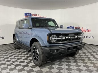 2025 Azure Gray Metallic Tri-Coat Ford Bronco Outer Banks 4X4 SUV 4 Door 2.7L EcoBoost V6 Engine
