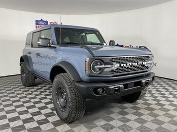 2025 Azure Gray Metallic Tri-Coat Ford Bronco Badlands Manual 4 Door 4X4 2.7L EcoBoost V6 Engine SUV