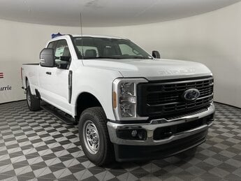 2025 Ford Super Duty F-250 SRW XL 6.8L V8 Engine Automatic 4X4