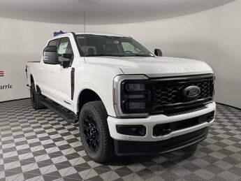 2025 Ford Super Duty F-250 SRW Lariat Truck 4X4 4 Door 6.7L High Output Power Stroke V8 Diesel Engine