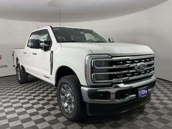 2025 Ford Super Duty F-350 SRW Lariat 4X4 Truck Automatic 4 Door
