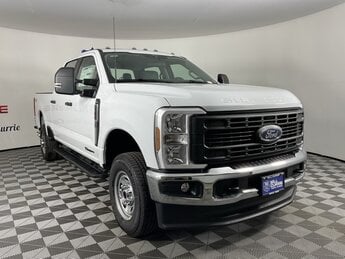 2025 Oxford White Ford Super Duty F-350 SRW XL Automatic Truck Power Stroke 6.7L V8 DI 32V OHV Turbodiesel Engine 4X4 4 Door