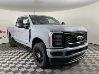 2025 Ford Super Duty F-350 SRW Lariat Power Stroke 6.7L V8 DI 32V OHV Turbodiesel Engine 4 Door Automatic 4X4