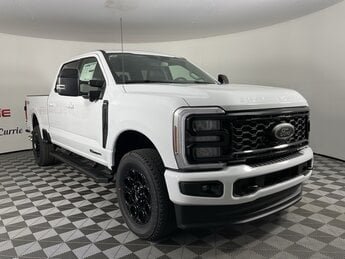 2025 Oxford White Ford Super Duty F-350 SRW Lariat 4X4 Automatic Power Stroke 6.7L V8 DI 32V OHV Turbodiesel Engine 4 Door Truck