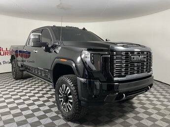 2024 Onyx Black GMC Sierra 3500HD Denali Ultimate Duramax 6.6L V8 Turbodiesel Engine Truck Automatic 4X4 4 Door