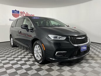 2023 Chrysler Pacifica Touring L FWD 4 Door Van 3.6L V6 24V VVT Engine Automatic