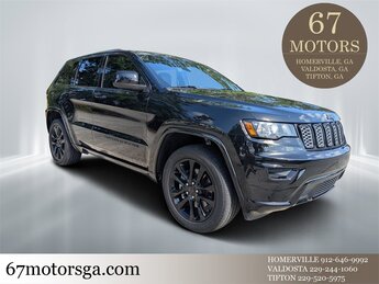 2022 Diamond Black Crystal Pearlcoat Jeep Grand Cherokee WK Laredo X SUV 4 Door 4X4 Automatic 3.6L V6 24V VVT Engine