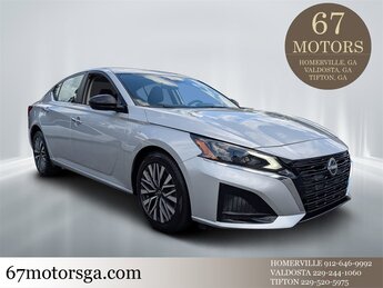 2024 Nissan Altima 2.5 SV Automatic (CVT) 4 Door 2.5L 4-Cylinder DOHC 16V Engine FWD