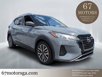 2022 Boulder Gray Pearl Nissan Kicks SV 4 Door Automatic (CVT) FWD