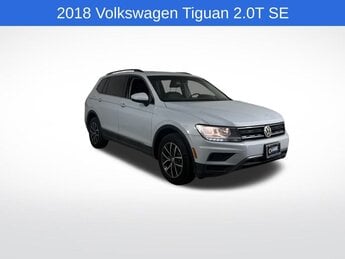 2018 Volkswagen Tiguan SE SUV FWD 4 Door 2.0L TSI DOHC Engine Automatic