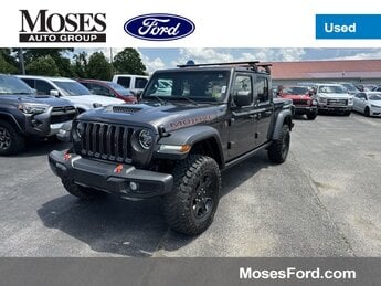 2022 Granite Crystal Metallic Clearcoat Jeep Gladiator Mojave 4X4 3.6L V6 24V VVT Engine Truck 4 Door Automatic