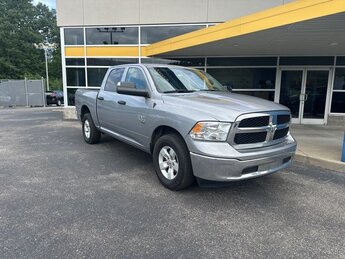 2023 Billet Silver Metallic Clearcoat Ram 1500 Classic SLT Automatic Truck 4 Door