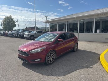 2015 Ford Focus SE FWD Hatchback 4 Door
