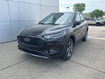 2025 Ford Escape ST-Line AWD 4 Door Automatic 1.5L EcoBoost Engine