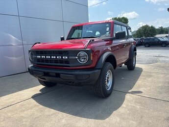 2025 Ruby Red Metallic Tinted Clearcoat Ford Bronco Base 2.3L EcoBoost I-4 Engine 4X4 4 Door