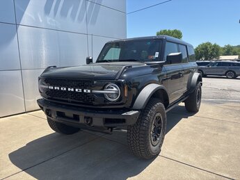 2025 Shadow Black Ford Bronco Badlands 4X4 4 Door Automatic 2.7L EcoBoost V6 Engine