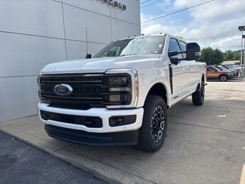 2025 Star White Metallic Tri-Coat Ford Super Duty F-250 SRW Platinum Truck 4X4 Automatic Power Stroke 6.7L V8 DI 32V OHV Turbodiesel Engine 4 Door