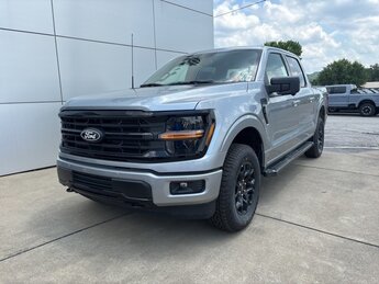 2025 Ford F-150 XLT 4X4 4 Door Truck