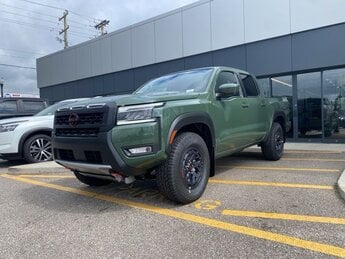 2025 Tactical Green Metallic Nissan Frontier PRO-4X Automatic 4X4 4 Door