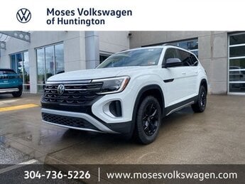2025 Pure White Volkswagen Atlas 2.0T Peak Edition 4 Door Automatic SUV AWD