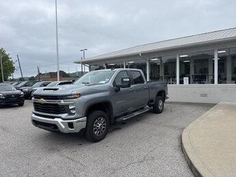 2024 Chevrolet Silverado 2500HD LT Automatic Truck 4X4 Duramax 6.6L V8 Turbodiesel Engine 4 Door