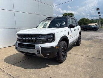 2025 Oxford White Ford Bronco Sport Badlands EcoBoost 2.0L I4 GTDi DOHC Turbocharged VCT Engine 4 Door 4X4