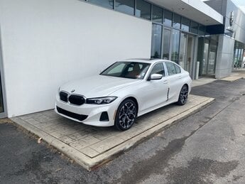 2025 BMW 3 Series 330i xDrive Automatic 2.0L 4-Cylinder DOHC 16V Turbocharged Engine Car 4 Door AWD