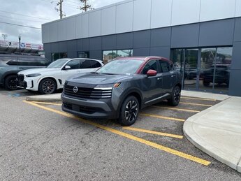 2025 Gun Metallic/Scarlet Ember Tintcoat Nissan Kicks SV 4 Door Automatic (CVT) AWD SUV 2.0L DOHC Engine