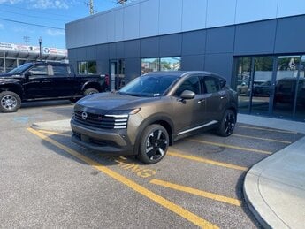 2025 Nissan Kicks SR Automatic (CVT) SUV 4 Door