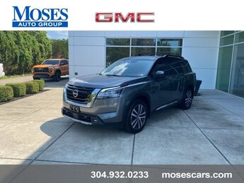 2022 Nissan Pathfinder Platinum 4 Door V6 Engine 4X4 Automatic