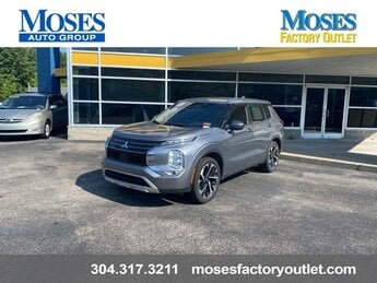 2022 Mitsubishi Outlander SE SUV 4X4 Automatic (CVT) 4 Door 2.5L 4-Cylinder DOHC Engine