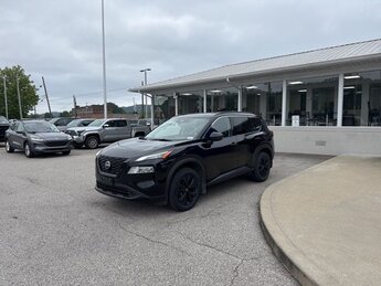 2023 Nissan Rogue SV 4 Door AWD SUV 1.5L I3 Turbocharged DOHC 12V LEV3-ULEV50 201hp Engine Automatic (CVT)