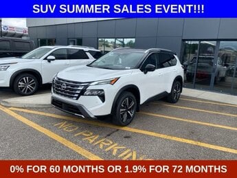 2025 Everest White Pearl/Super Black Nissan Rogue SL AWD 1.5L DOHC Engine Automatic (CVT) SUV