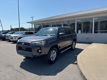 2022 Magnetic Gray Metallic Toyota 4Runner SR5 Automatic 4 Door 4.0L V6 DOHC 24V Engine 4X4 SUV
