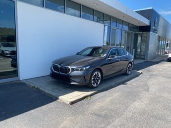 2026 Dark Graphite Metallic BMW 5 Series 530i xDrive Automatic 2.0L I4 DOHC Engine 4 Door AWD Car