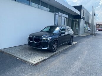 2023 Black BMW X1 xDrive28i 2.0L 4-Cylinder DOHC 16V TwinPower Turbo Engine Automatic SUV AWD 4 Door