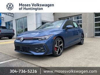 2025 Volkswagen Golf GTI SE 4 Door FWD Hatchback Automatic