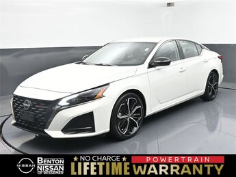 2024 Glacier White Nissan Altima 2.5 SR 2.5L 4-Cylinder DOHC 16V Engine Car 4 Door FWD