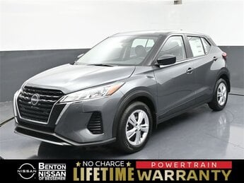 2025 Gun Metallic Nissan Kicks Play S 1.6L 4-Cylinder DOHC 16V Engine FWD 4 Door SUV Automatic (CVT)