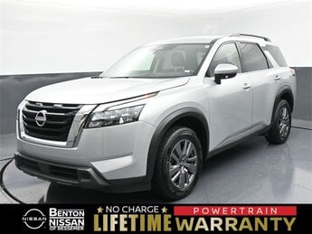 2025 Brilliant Silver Metallic Nissan Pathfinder SV 3.5L V6 DOHC Engine SUV Automatic 4 Door FWD