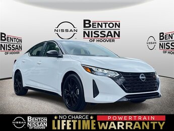 2025 Aspen White Tricoat/Super Black Nissan Sentra SR Car 4 Door Automatic (CVT) FWD 2.0L I4 DOHC Engine