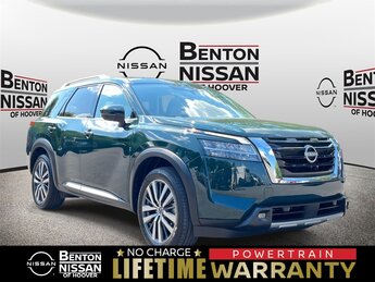 2022 Nissan Pathfinder Platinum 4X4 Automatic V6 Engine SUV
