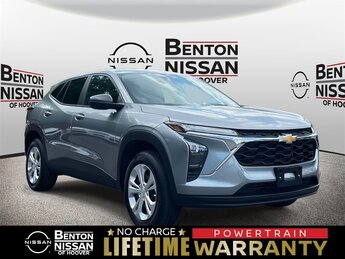 2025 Chevrolet Trax LS 1.2L Ecotec Turbo DOHC DI w/VVT Engine Automatic SUV